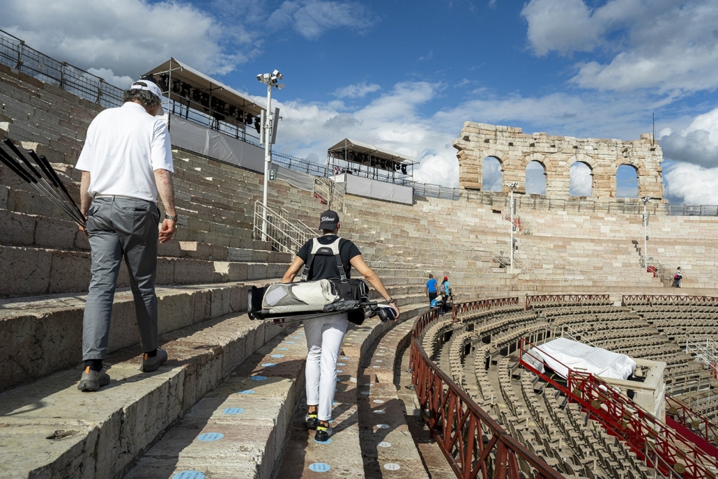 Stadsgolf in de Arena di Verona — sport in een iconisch decor